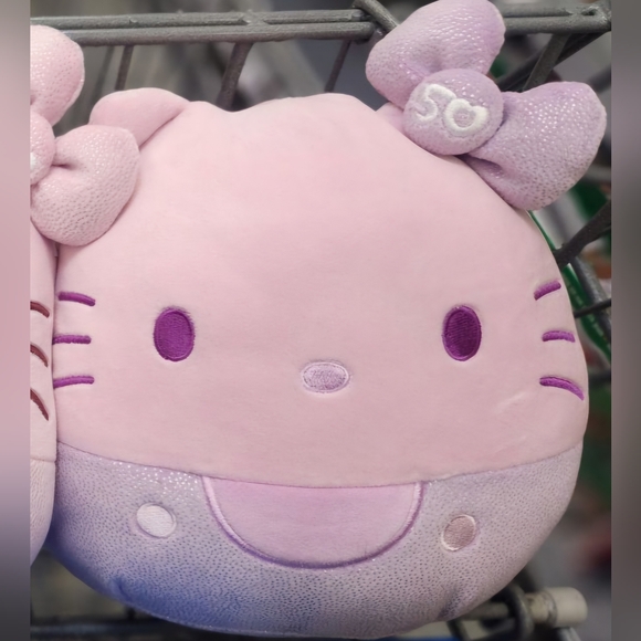 Squishmallows Hello Kitty 8" Monochrome 50th Anniversay Purple Valentine plush - Picture 3 of 4